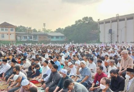 Doa Niat Sholat Idul Fitri Beserta Artinya Jabar News