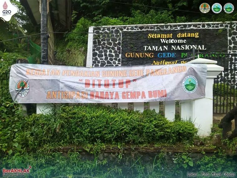 Ada Retakan Di Gunung Gede Pangrango Jalur Pendakian Ditutup Sementara Laman 2 Dari 2 Jabar 