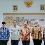 Para kepala daerah di Jawa Barat serahkan laporan keuangan ke BPK