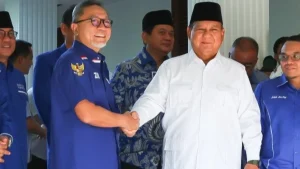 Prabowo Subianto bersama Ketua Umum PAN Zulkifli Hasan