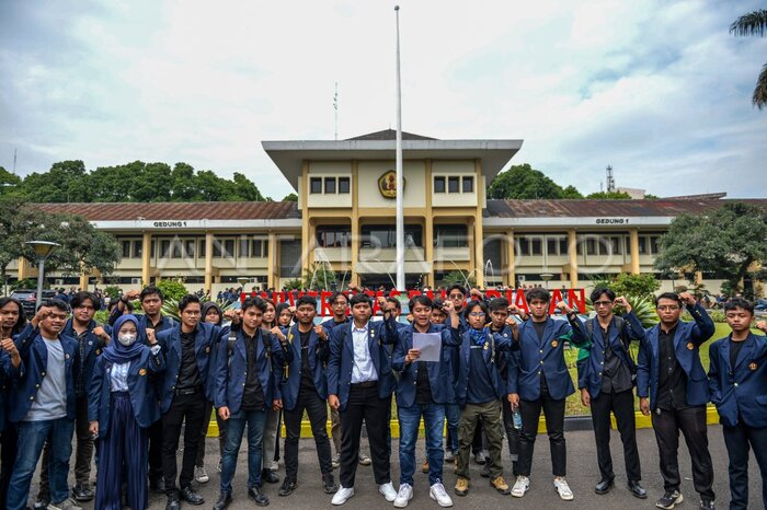 Civitas Akademika Unpad Bandung Prihatin Soal Penurunan Kualitas ...