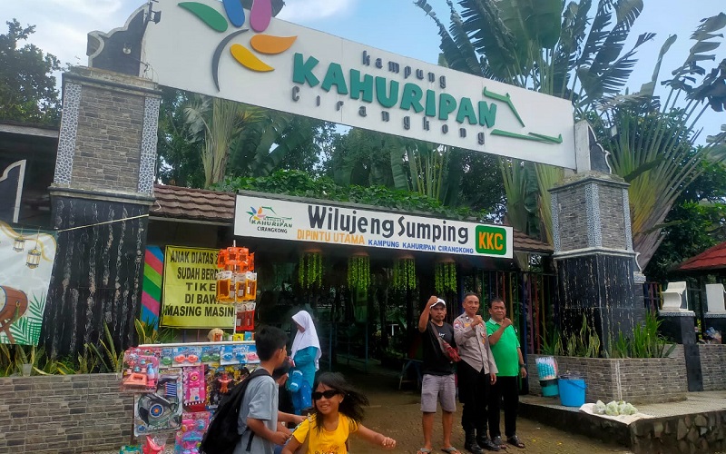 Wisata Purwakarta