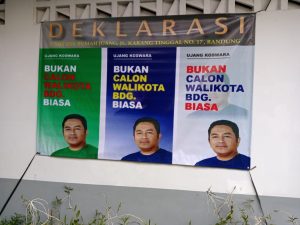 Poster Ujang Koswara di Pilkada Kota Bandung 2024