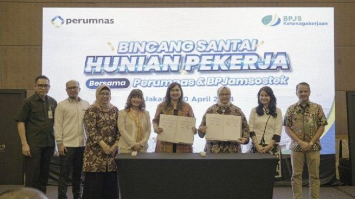 Penandatanganan nota kesepahaman antara BPJS Ketenagakerjaan dan Perumnas untuk optimalisasi penyaluran program MLT dalam memenuhi kebutuhan rumah bagi pekerja (Foto: Istimewa)