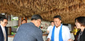 Sekda Jabar Herman Suryatman saat mengunjungi pertemuan Business to Government (B2G) Sunset Networking Sustainable Collaboration di kawasan Jimbaran Hub, Kabupaten Badung, Bali (Foto: Pemprov Jabar)