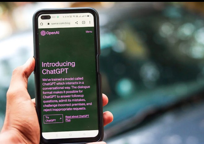 ChatGPT: Asisten Virtual yang Menjadikanmu Pintar!