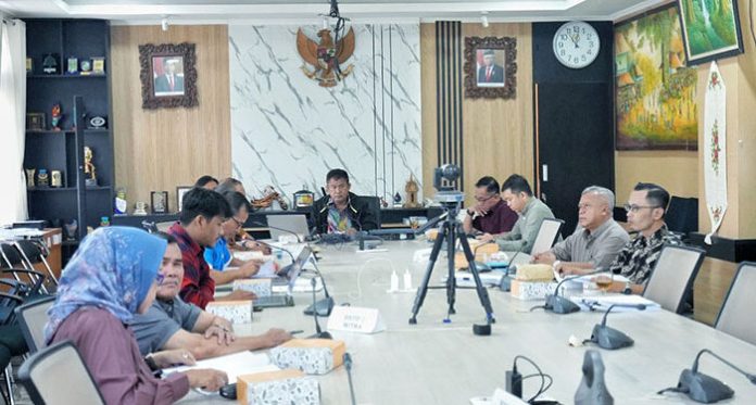 Pansus 8 DPRD Kota Bandung Gencarkan Pembahasan Raperda Keolahragaan