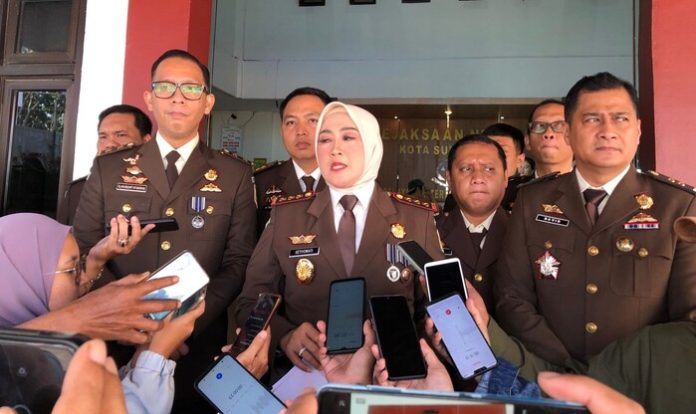 Kepala Kejari Kota Sukabumi, Setyowati menjelaskan perkembangan kasus dugaan korupsi pasar gudang.