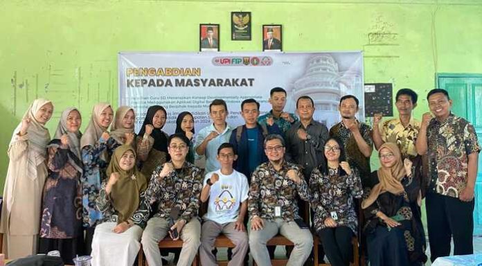 Narasumber dan peserta pelatihan Prodi PGSD Bumi Siliwangi FIP UPI