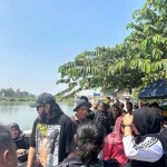 Ono Surono saat melakukan kunjungan ke Situs Ciburuy di wilayah Bandung Barat.