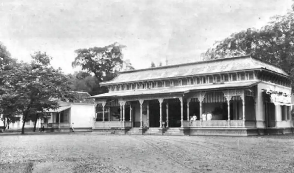 Gedung Karesidenan tahun 1911