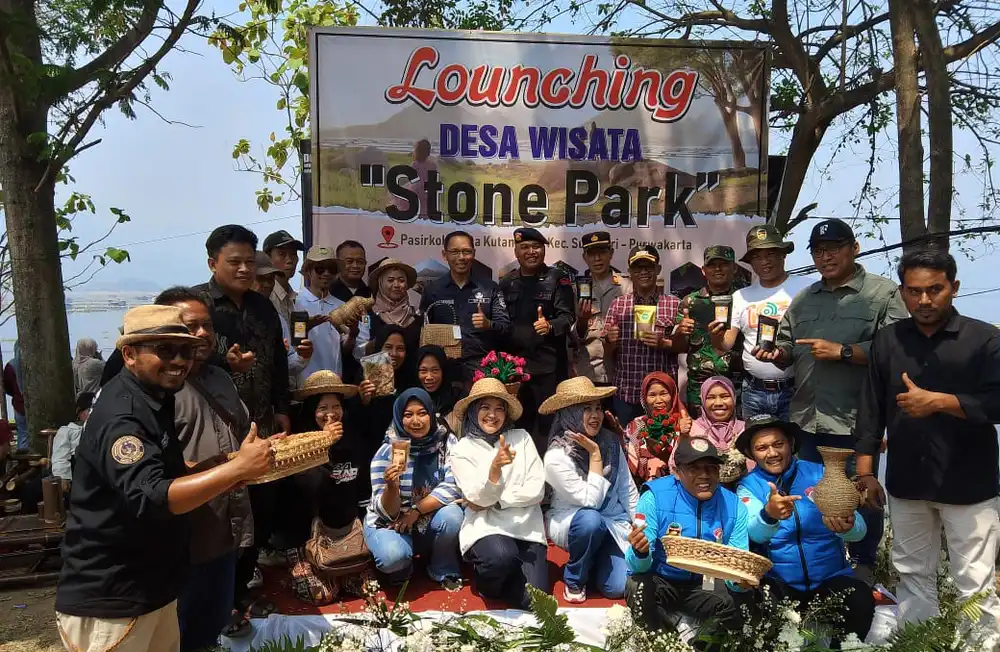 Lauching objek wisata Stone Park Pasir Kole Sukasari, Kabupaten Purwakarta. (Foto: Gin/Jabarnews)