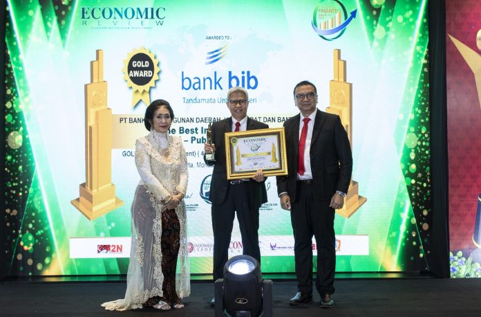 Penghargaan bank bjb: The Best Indonesia Finance for Bank-Public 2024