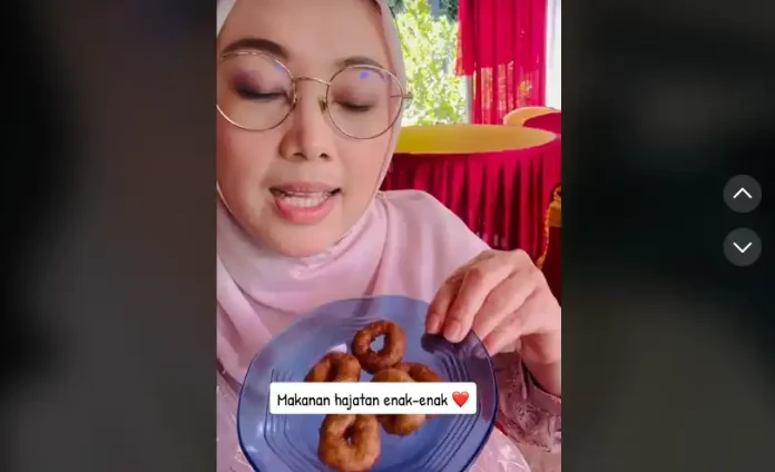 Bacalon Bupati Purwakarta, Anne Ratna Mustika, saat menyebutkan makanan khas yang sering ditemukan saat ada acara resepsi pernikahan (Foto: Tangkapan layar TikTok @anneratnamustika)