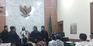 FAKTA BARU! Sidang Korupsi Alun-Alun Pataraksa Cirebon: Banyak Pihak Terlibat!