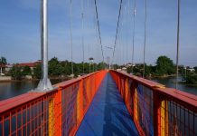 Jembatan Gantung Alun-alun Albar Kota Depok (1)