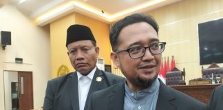 Ketua DPRD Kabupaten Bekasi, Ade Sukron (1)