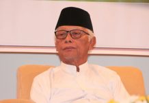 Ketua MUI, KH Anwar Iskandar (1)