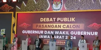 Pasangan calon gubernur dan wakil gubernur Jawa Barat saat menghadiri debat publik Pilkada 2024 putaran ke dua yang digelar di Cirebon (Foto: Dok. Antara)