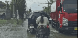 Pilkada di Tengah Banjir: Pilih Perubahan atau Tetap Pelihara Masalah Lama?