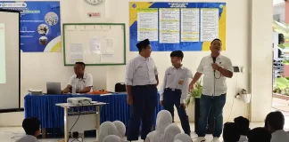 Sosialisasi Pencegahan, Pemberantasan, Penyalahgunaan, dan Peredaran Gelap Narkoba (P4GN) kepada pelajar di SMP IT Al-Mazid Subang, sebagai upaya Polres Subang memerangi peredaran dan penyalahgunaan narkoba. (Foto: Ist)