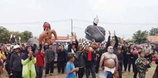 Perayaan Hajat Bumi di Desa Pasirawi Kecamatan Rawamerta Kabupaten Karawang (Foto: Beritapembaruan.id)