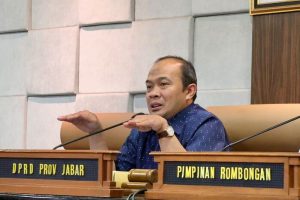 Wakil Ketua DPRD Jawa Barat, Iwan Suryawan